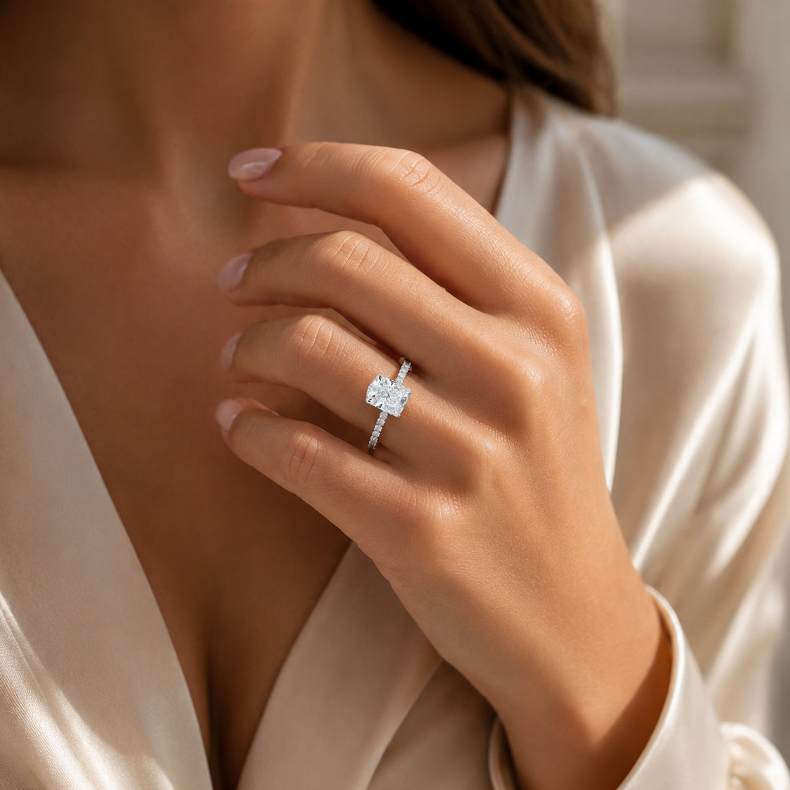 CUSHION ENGAGEMENT RING MICO PAVÉ