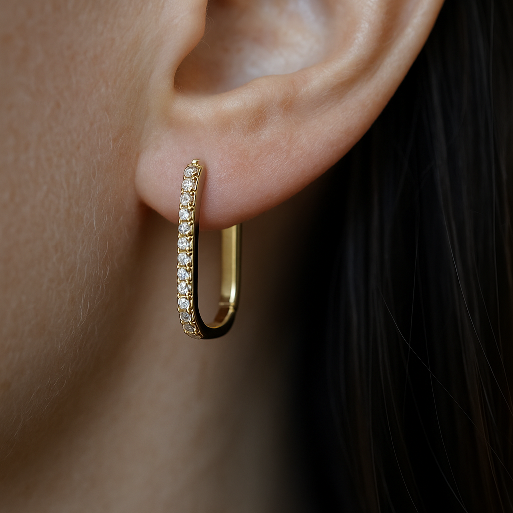 LIZ HOOPS