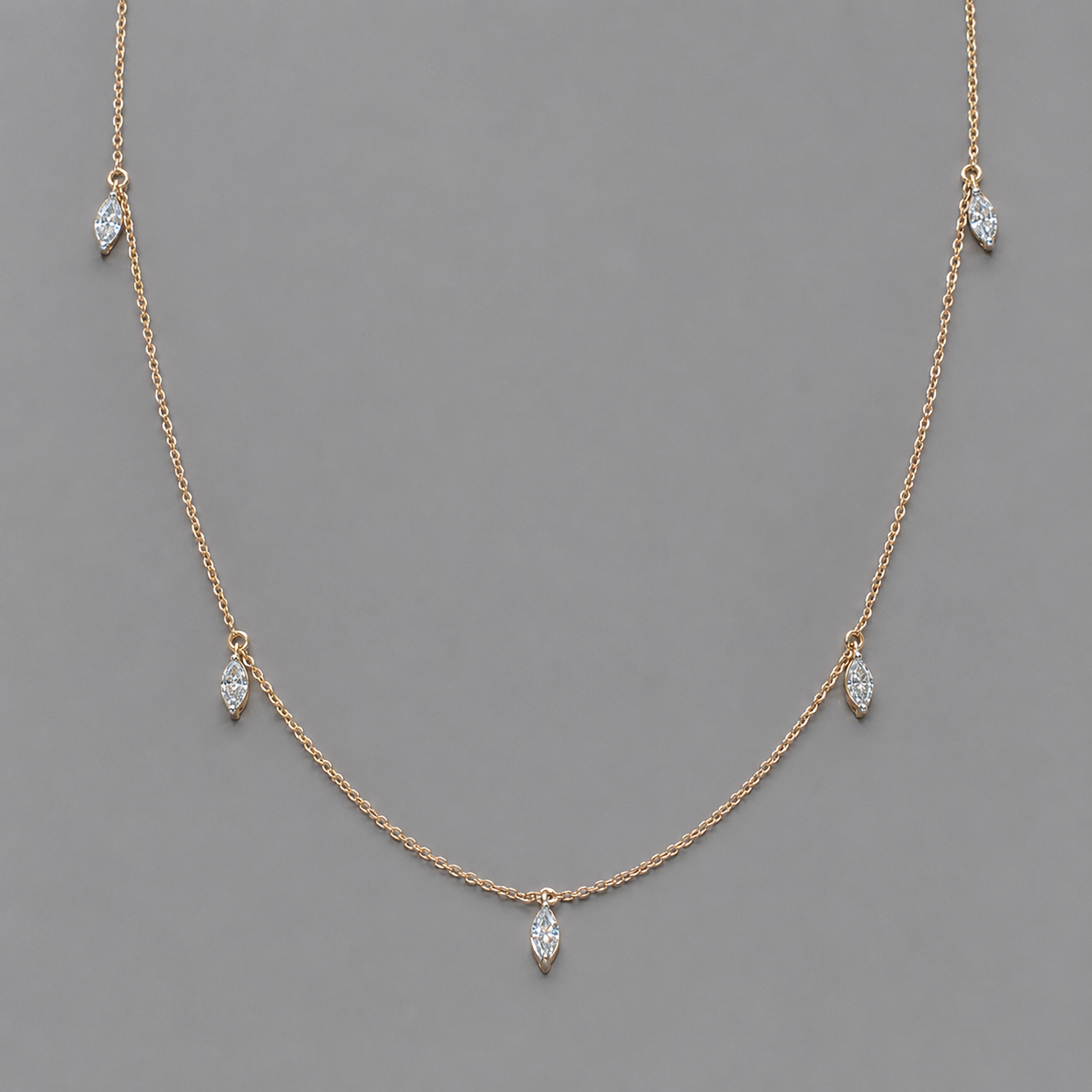 FALLING PETALS NECKLACE