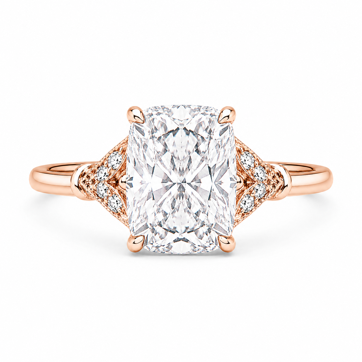 LELIA ENGAGEMENT RING