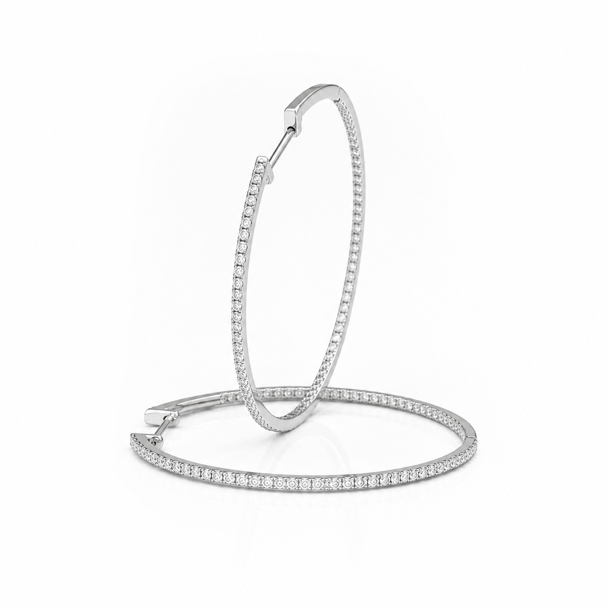 PAVÉ PETIT EARRINGS