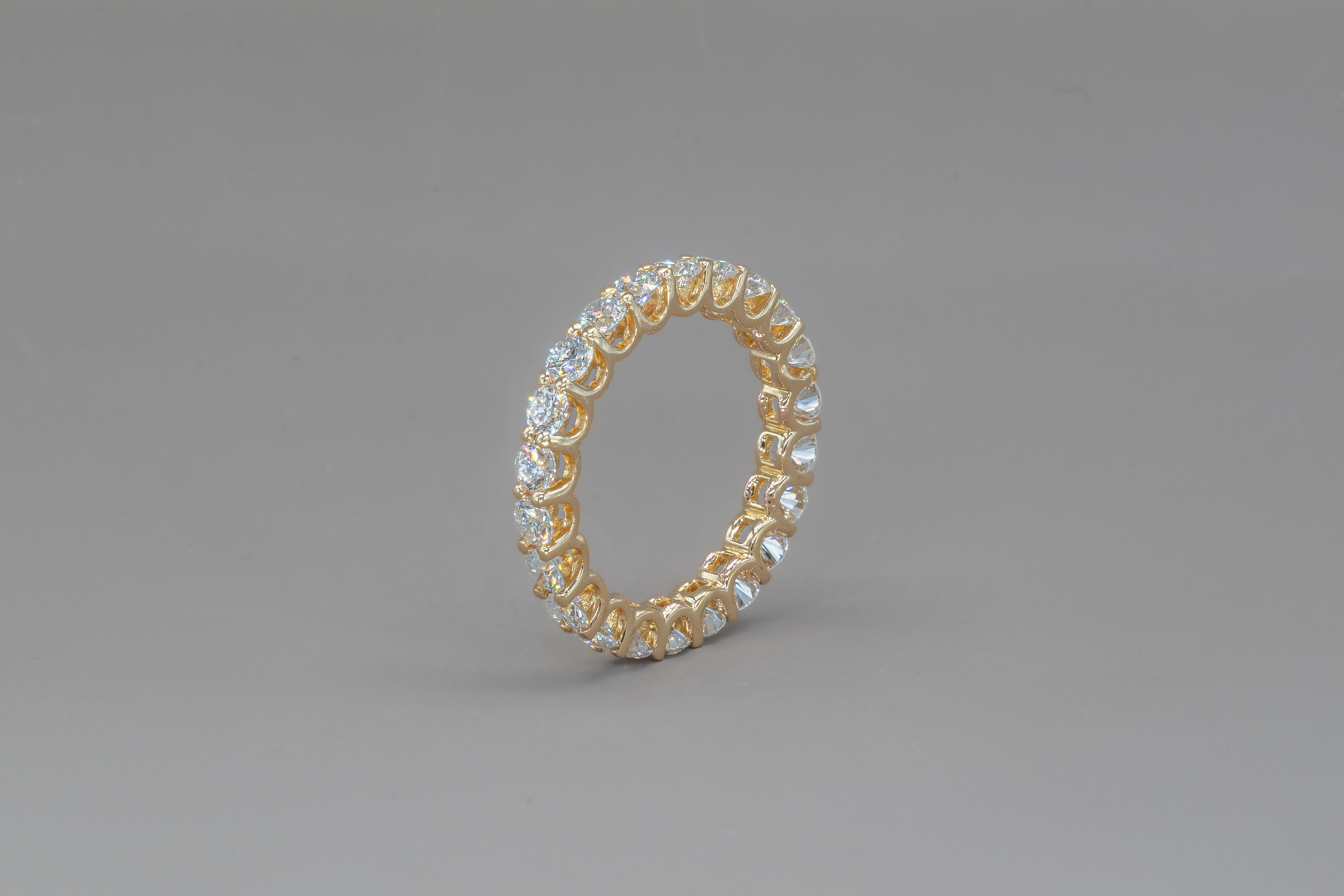 UPRONG ETERNITY RING