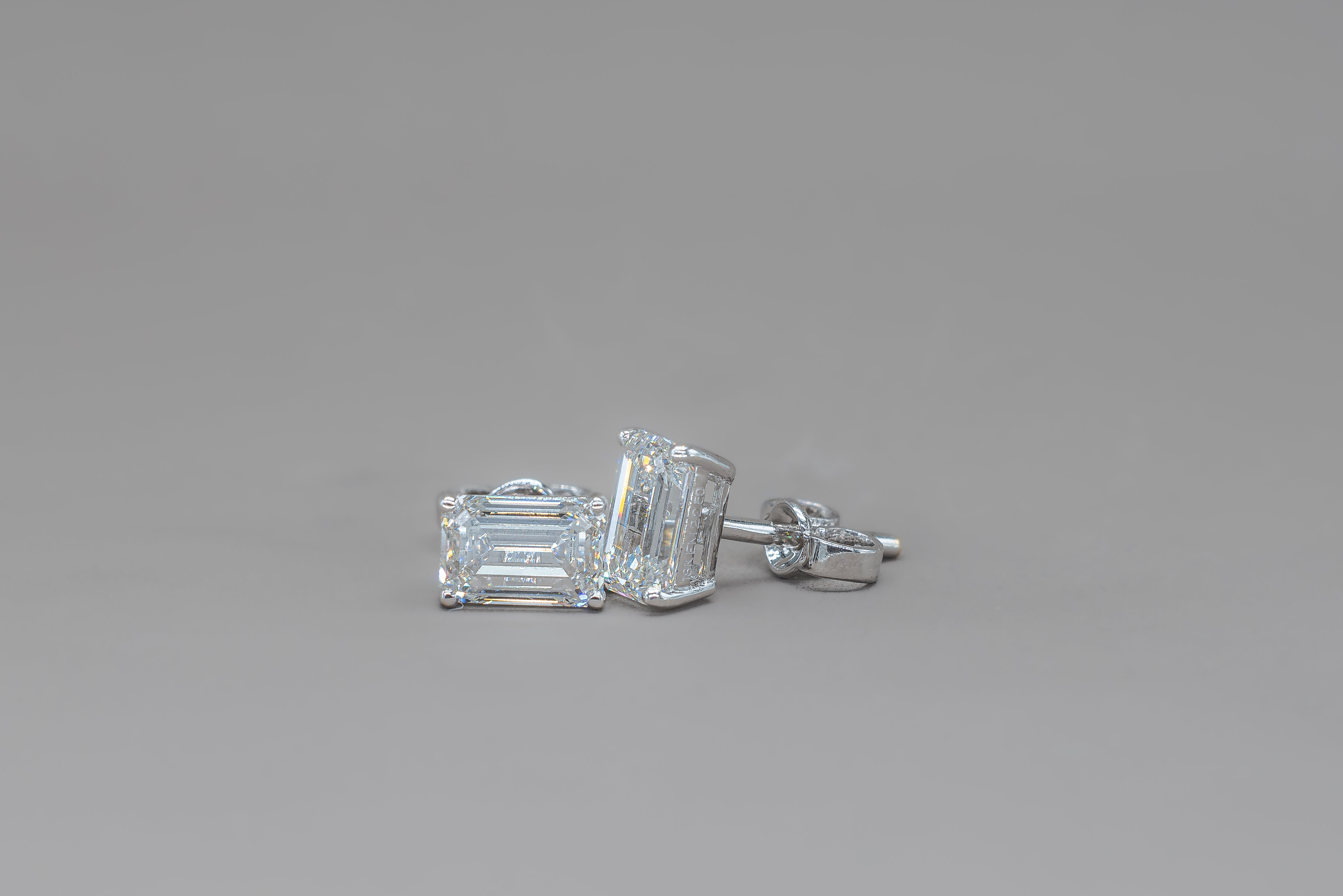 JOY STUD EARRINGS