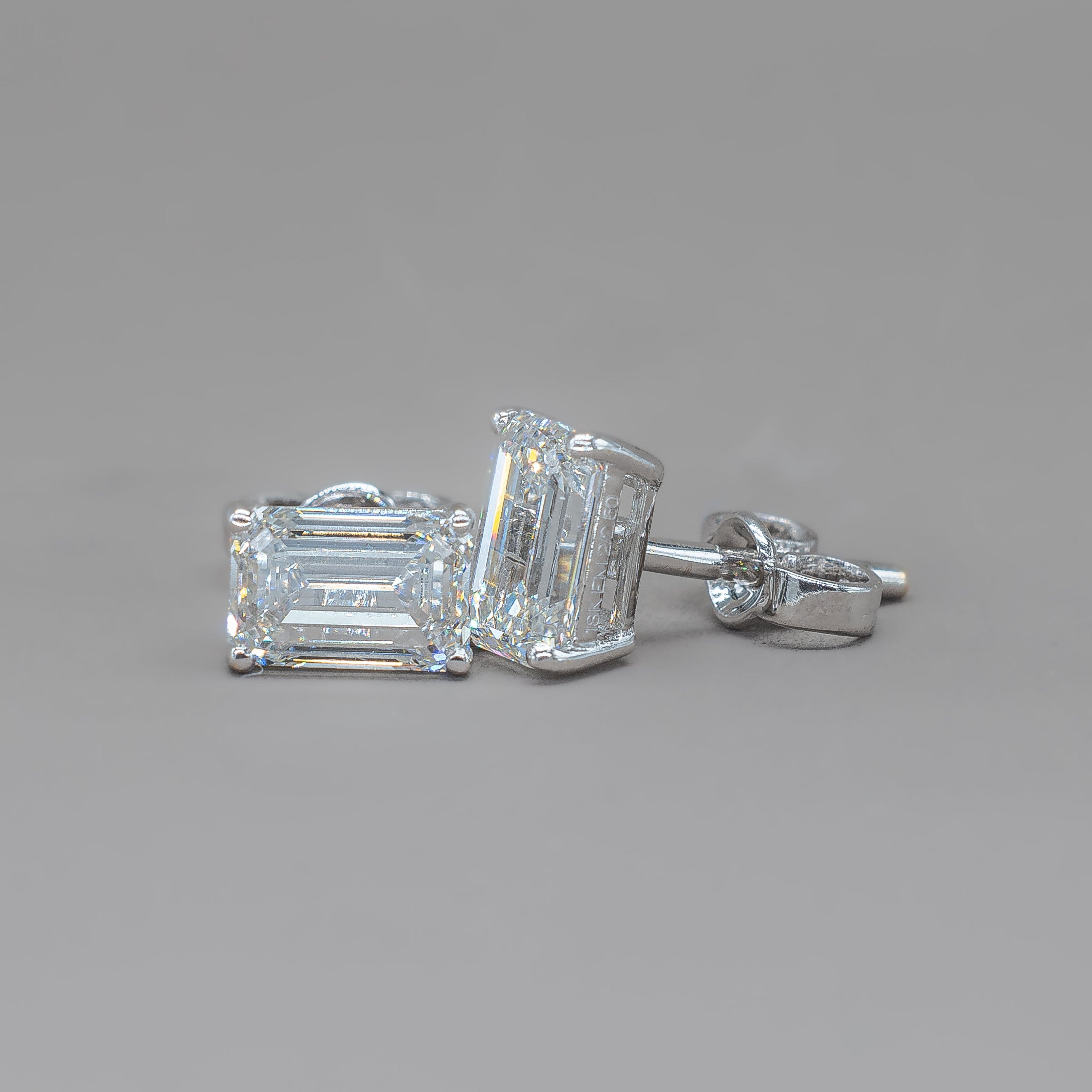JOY STUD EARRINGS