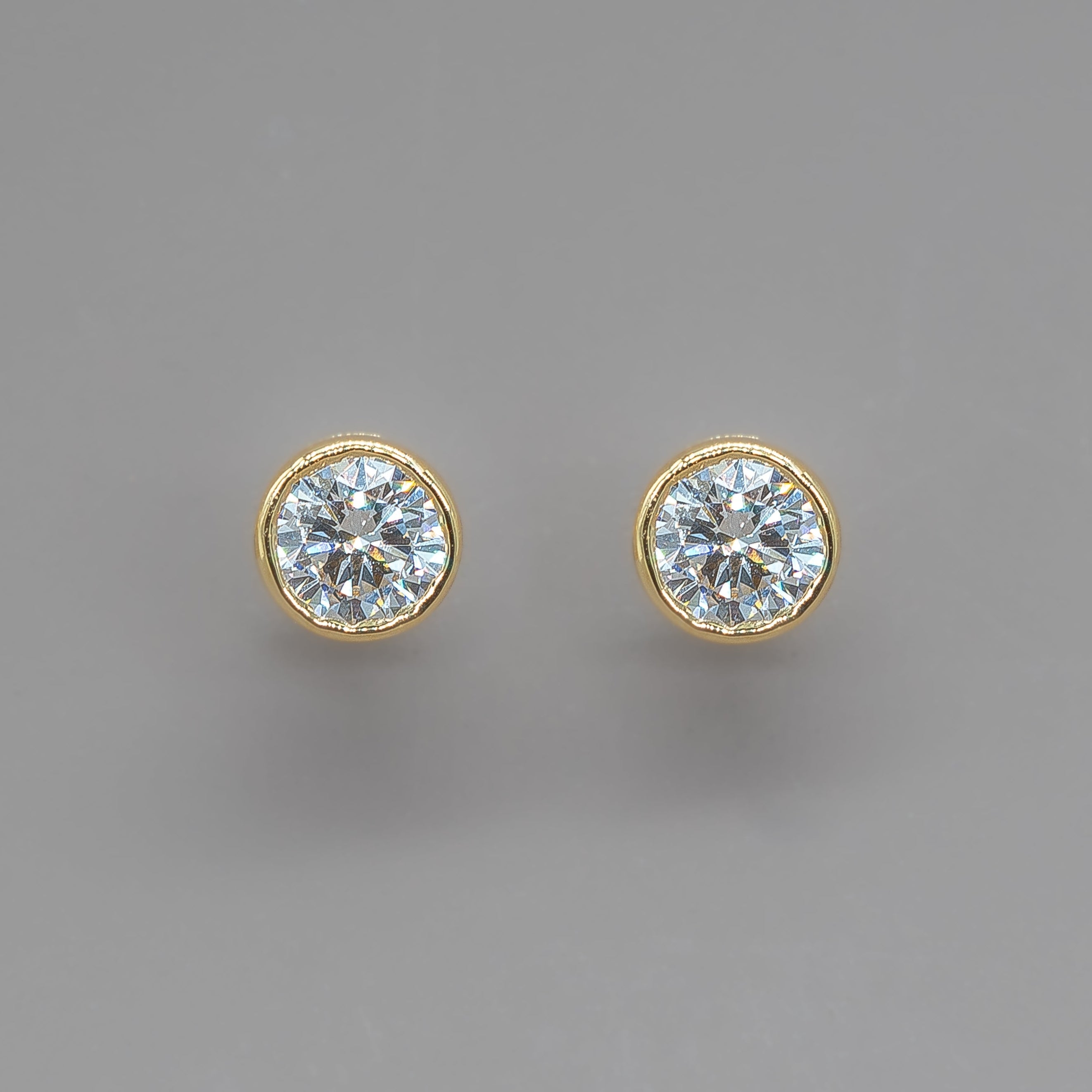 ROUND STUDS BEZEL SETTING