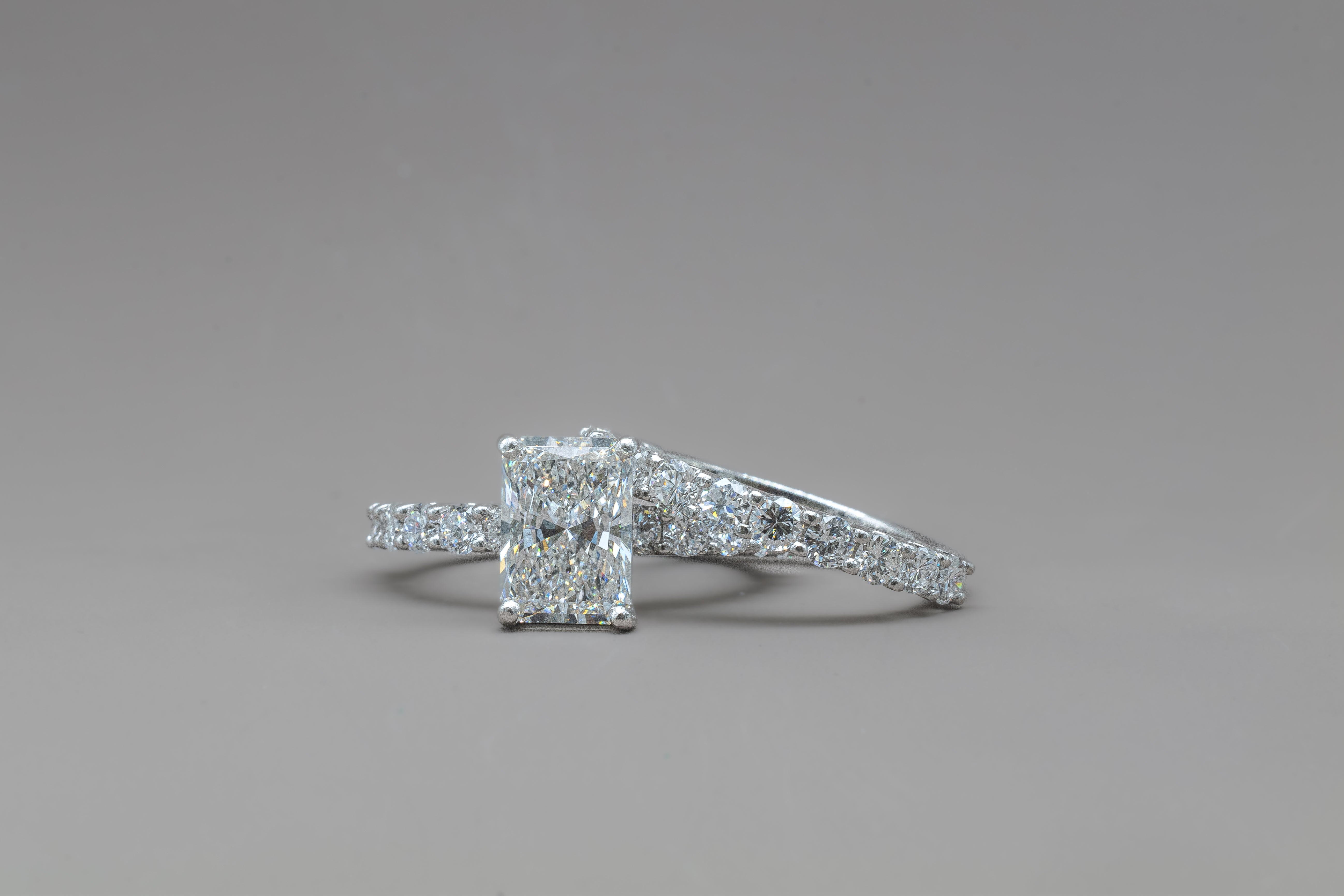 RADIANT BIG PAVÈ ENGAGEMENT RING