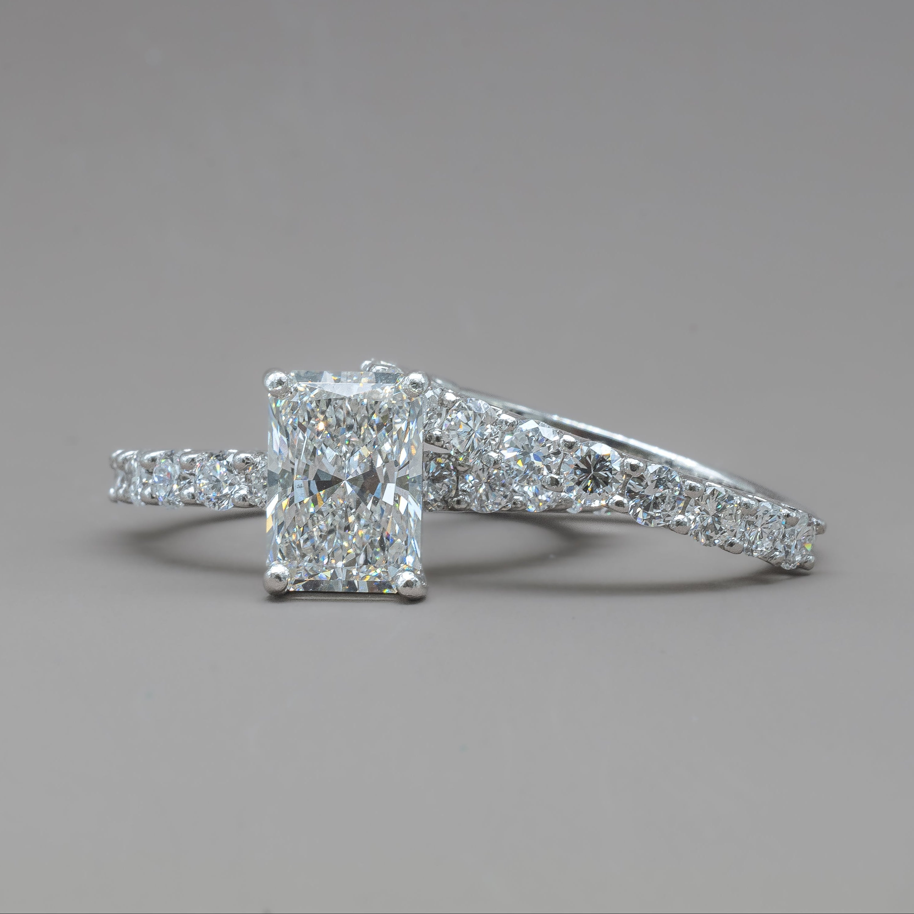 RADIANT BIG PAVÈ ENGAGEMENT RING