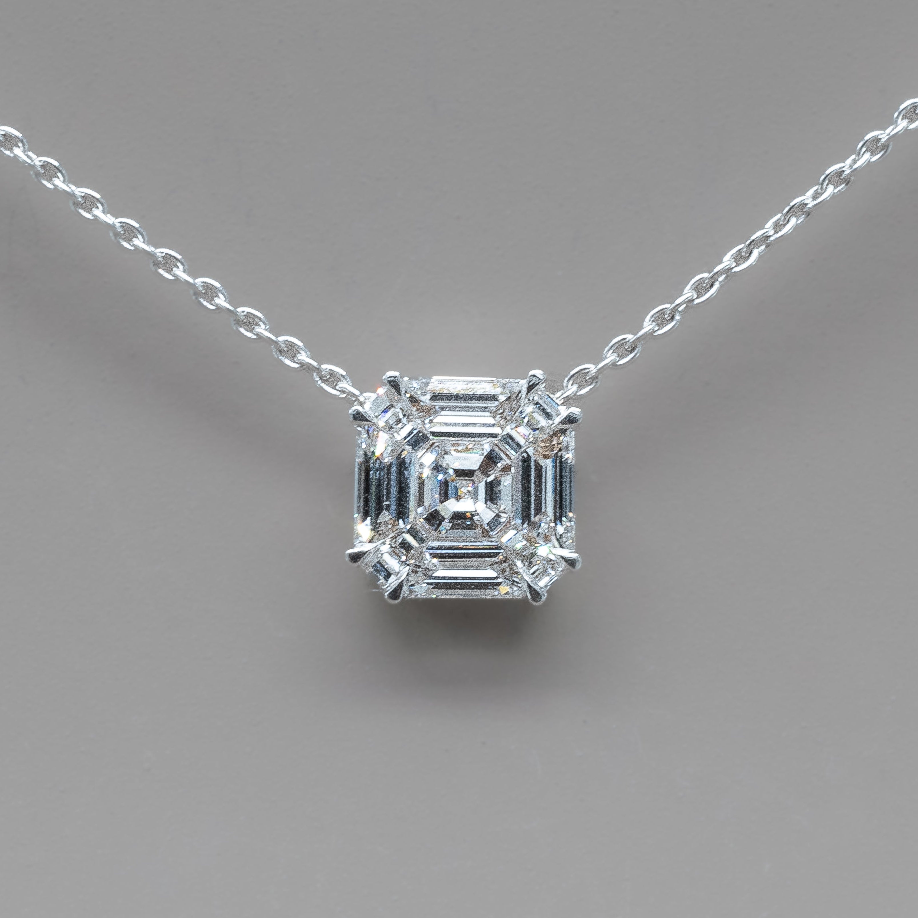 ASSCHER PUZZLE NECKLACE