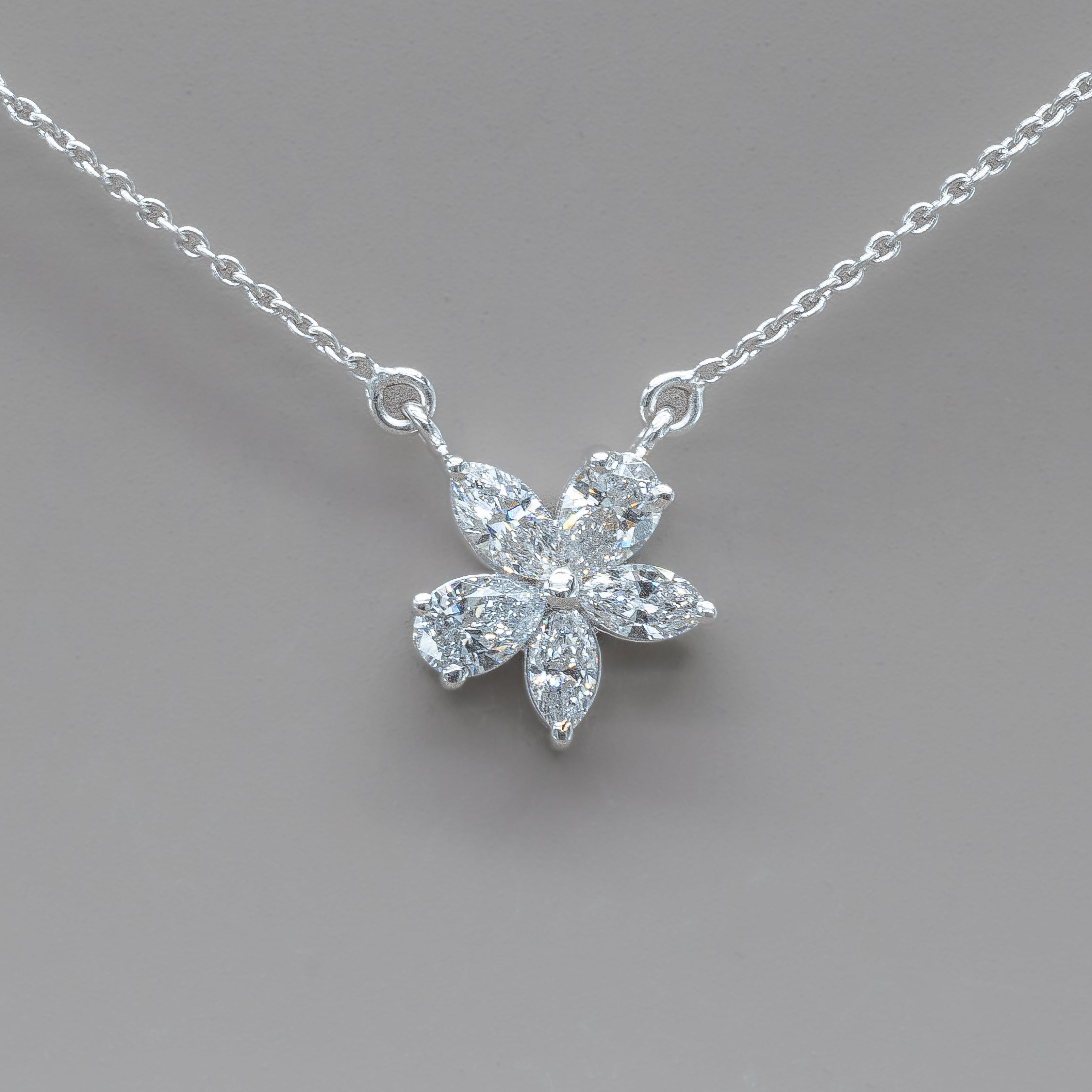FLOWER NECKLACE