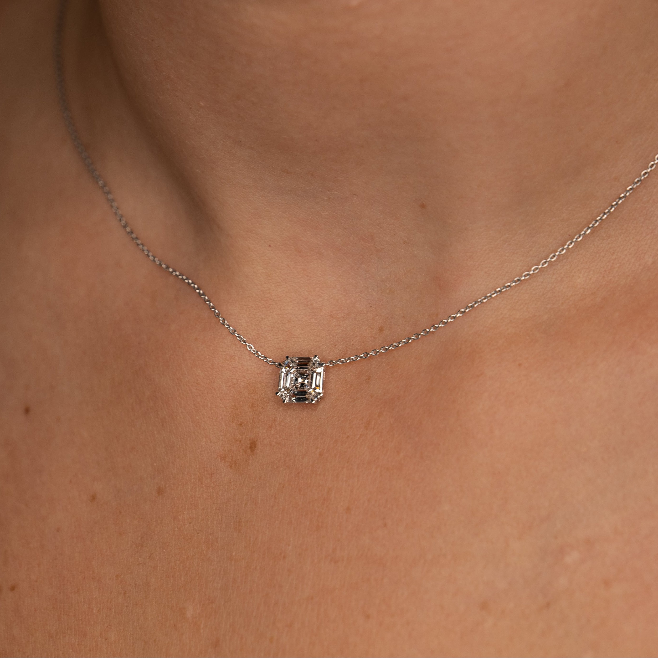 ASSCHER PUZZLE NECKLACE
