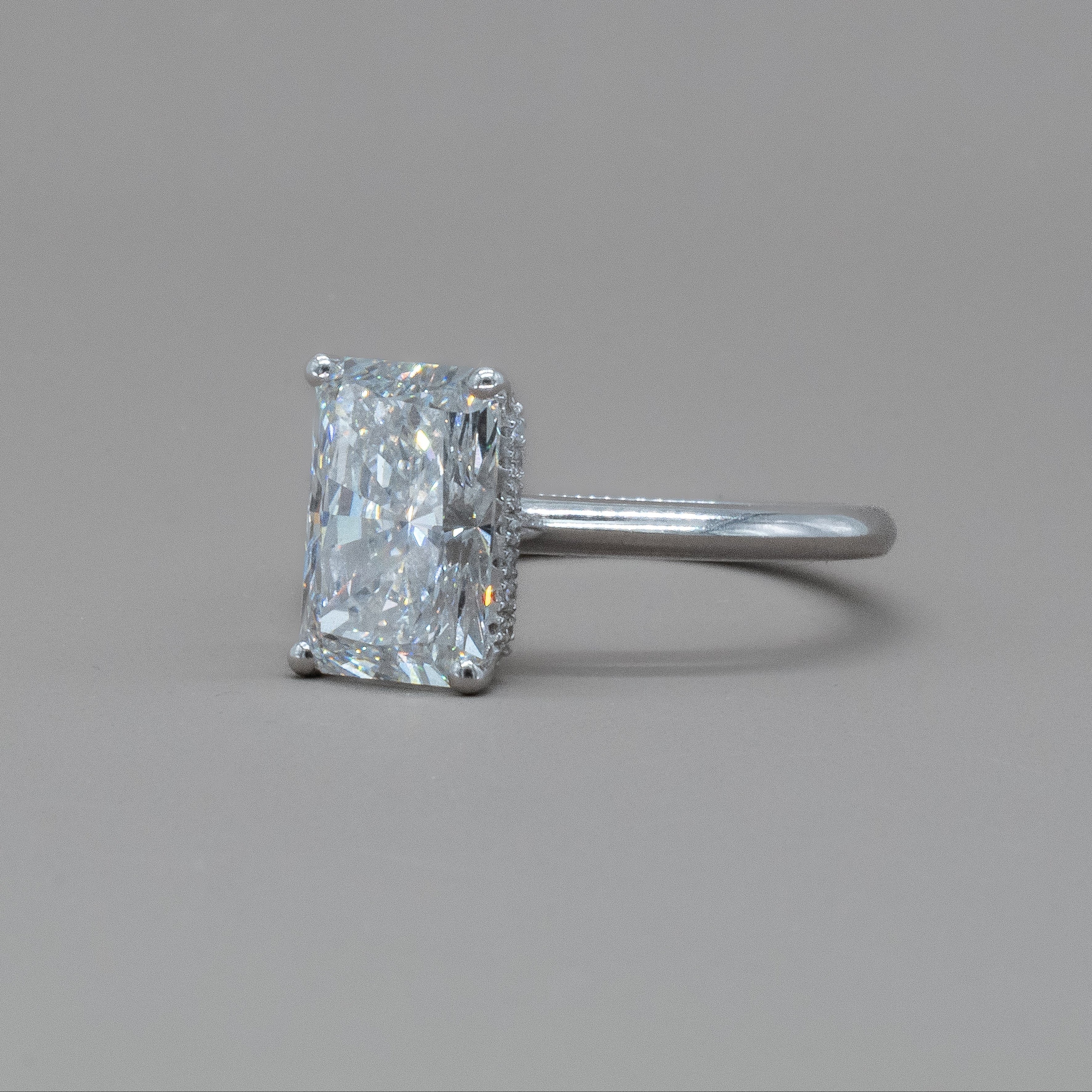 RADIANT ENGAGEMENT RING