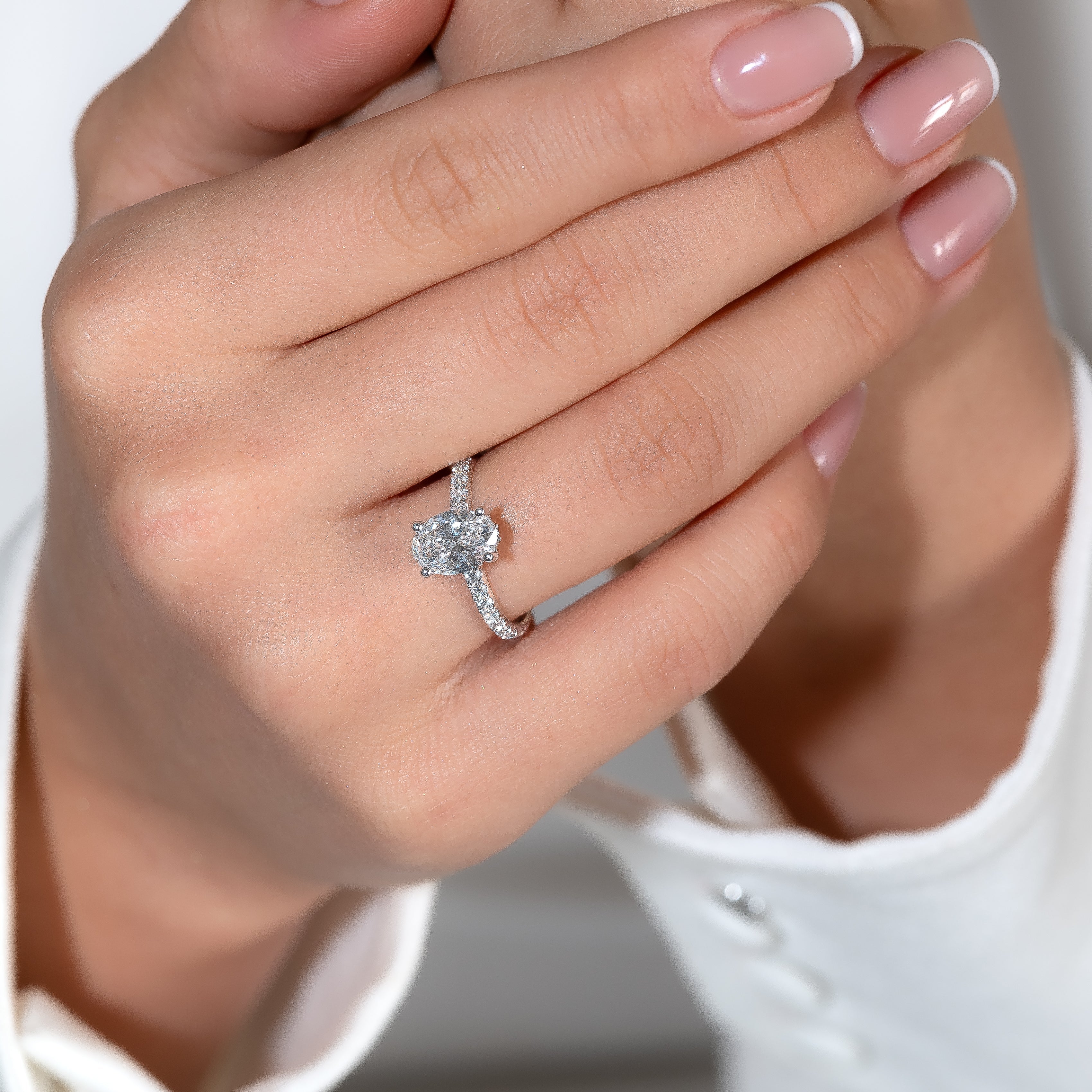 OVAL PAVÈ ENGAGEMENT RING