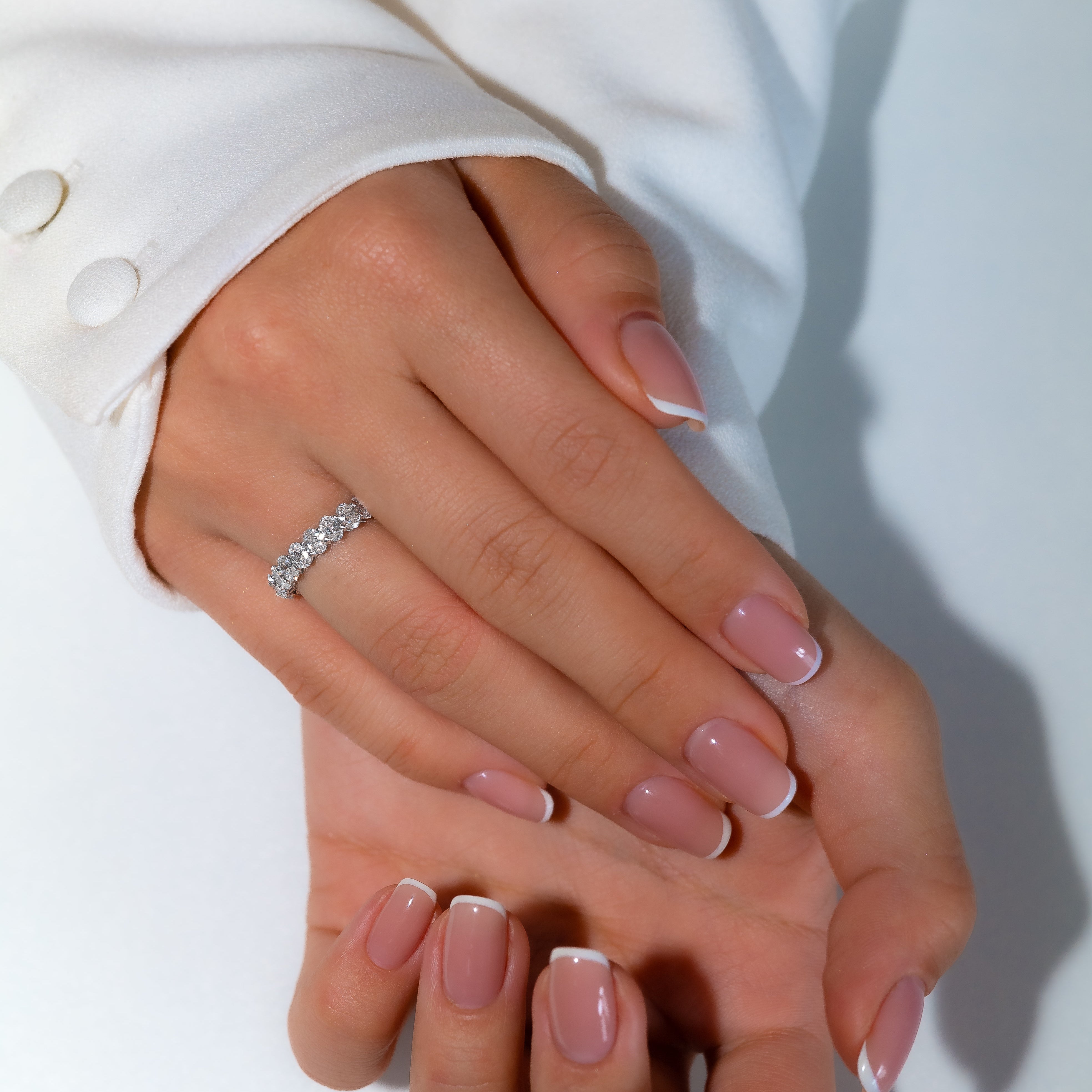 OVAL ETERNITY RING