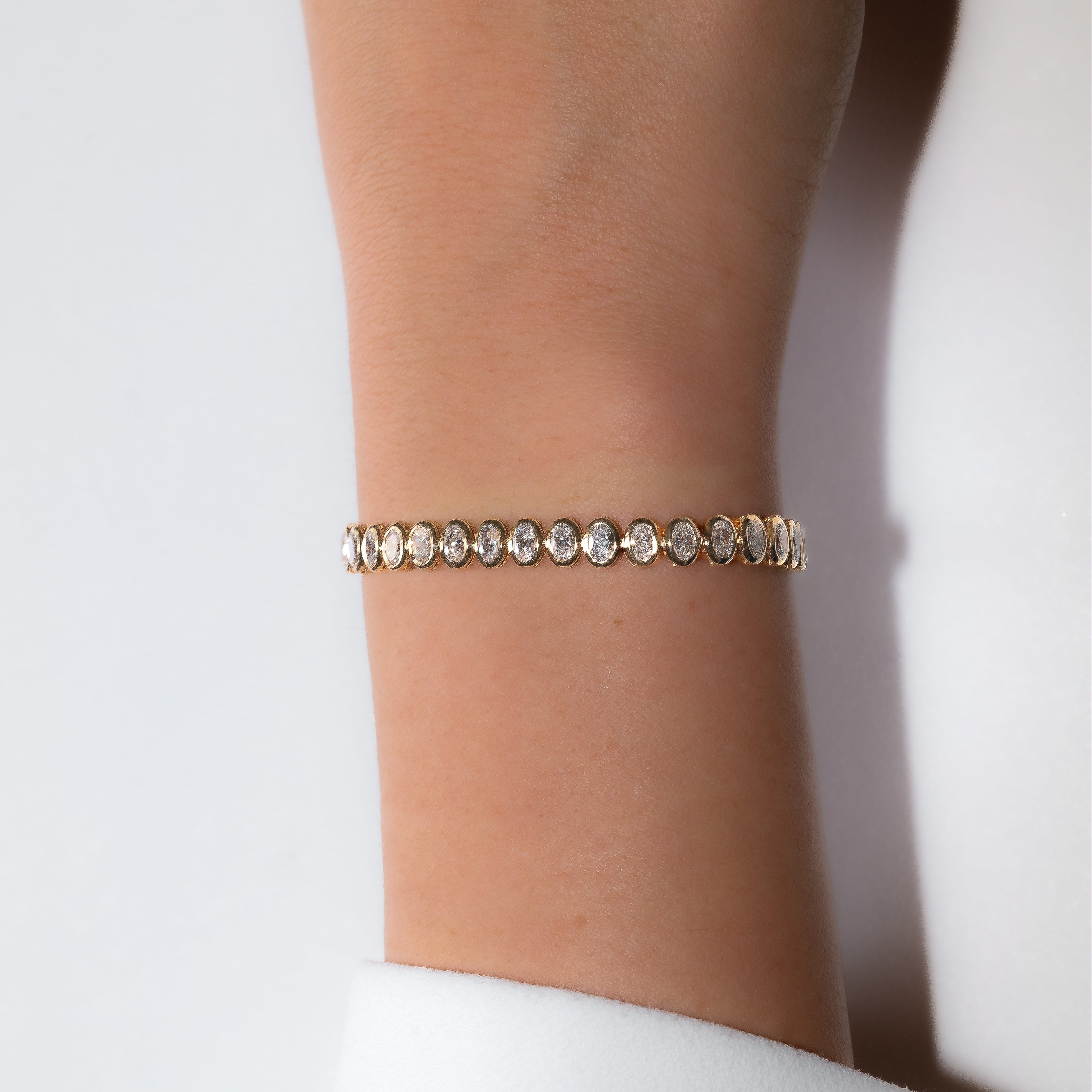 OVAL BEZEL TENNIS BRACELET