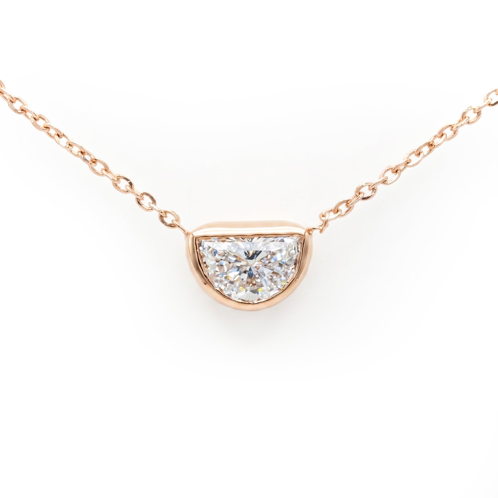 DEMILUNE NECKLACE
