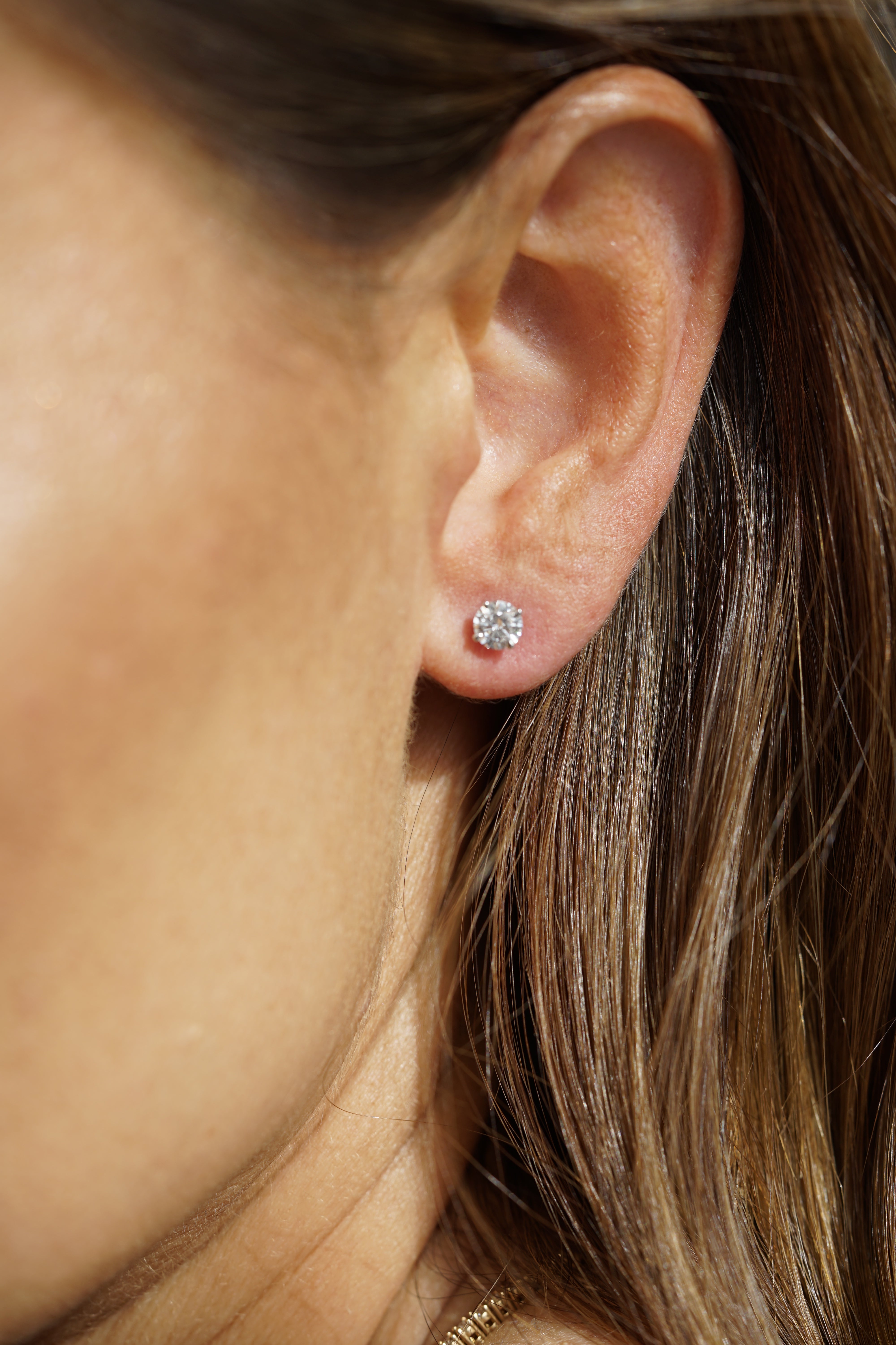 ROUND STUD EARRINGS