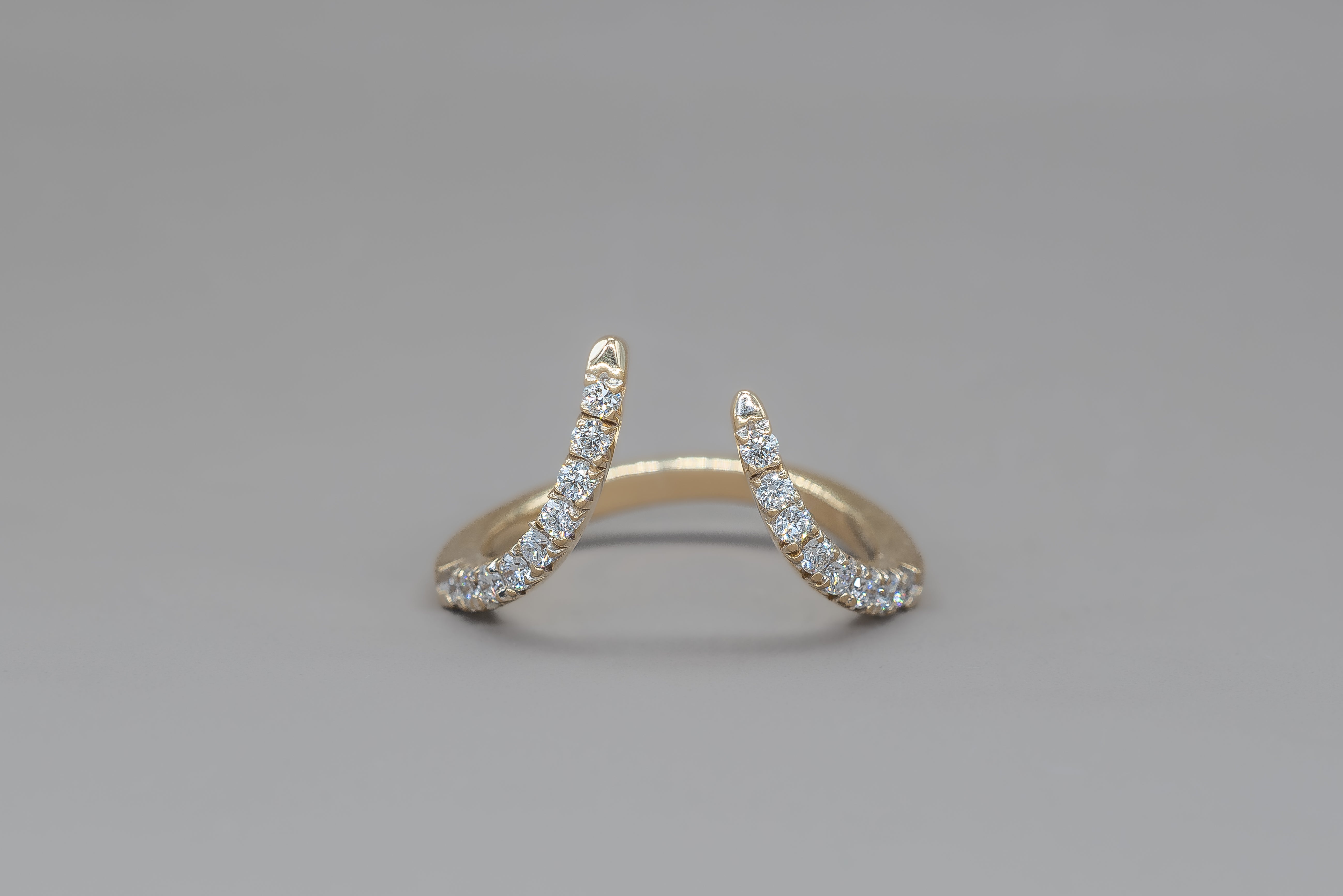 LIV RING