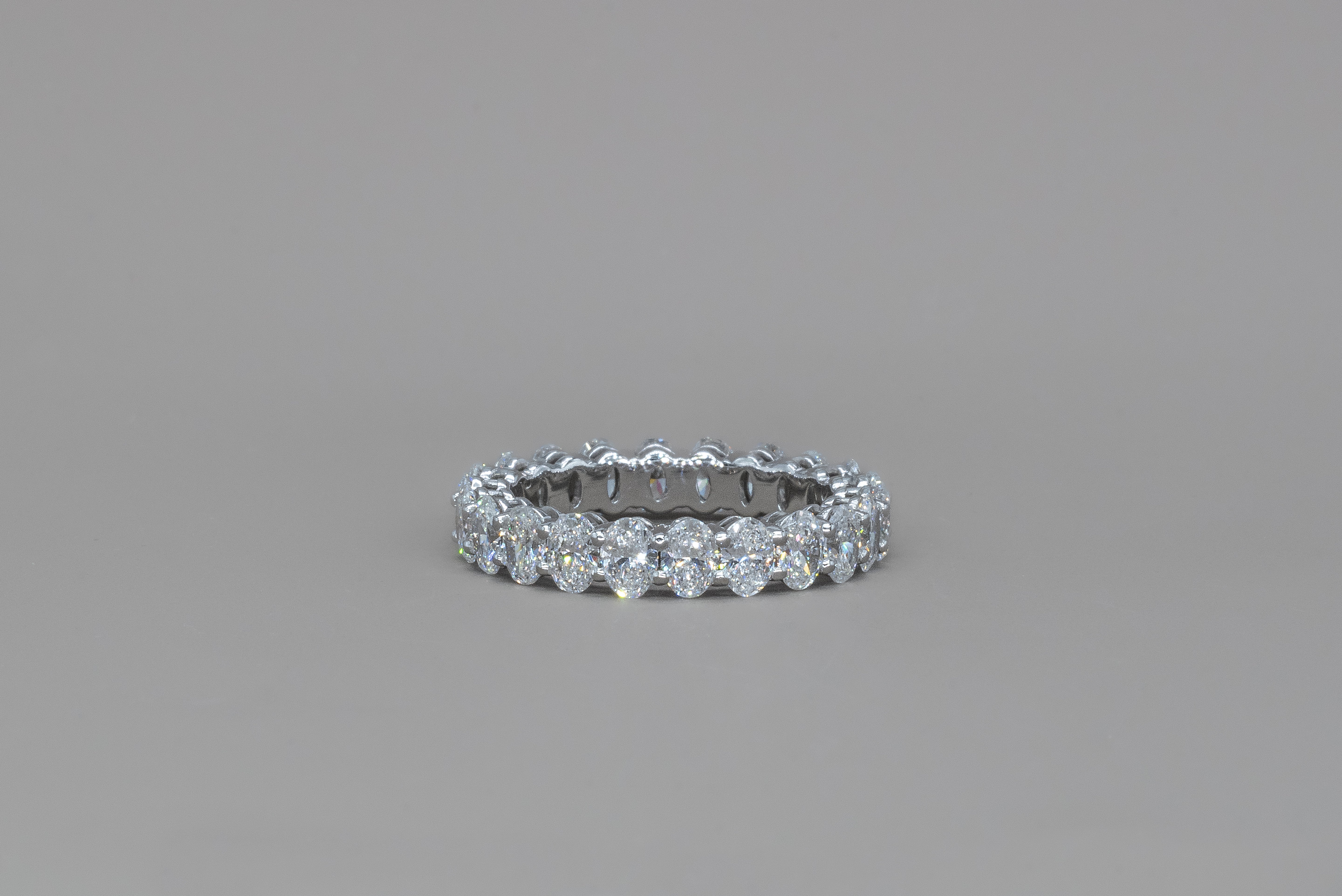 OVAL ETERNITY RING